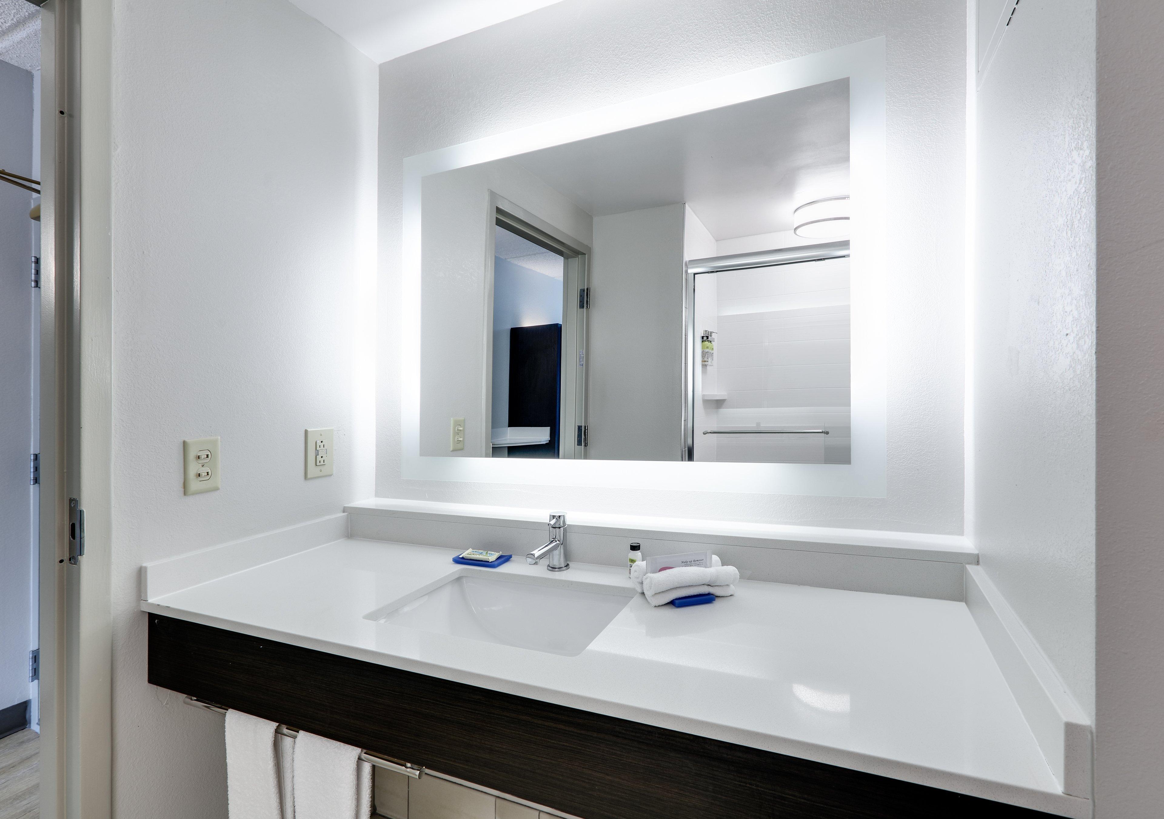 Holiday Inn Express Hotel & Suites Dublin By Ihg Exteriér fotografie