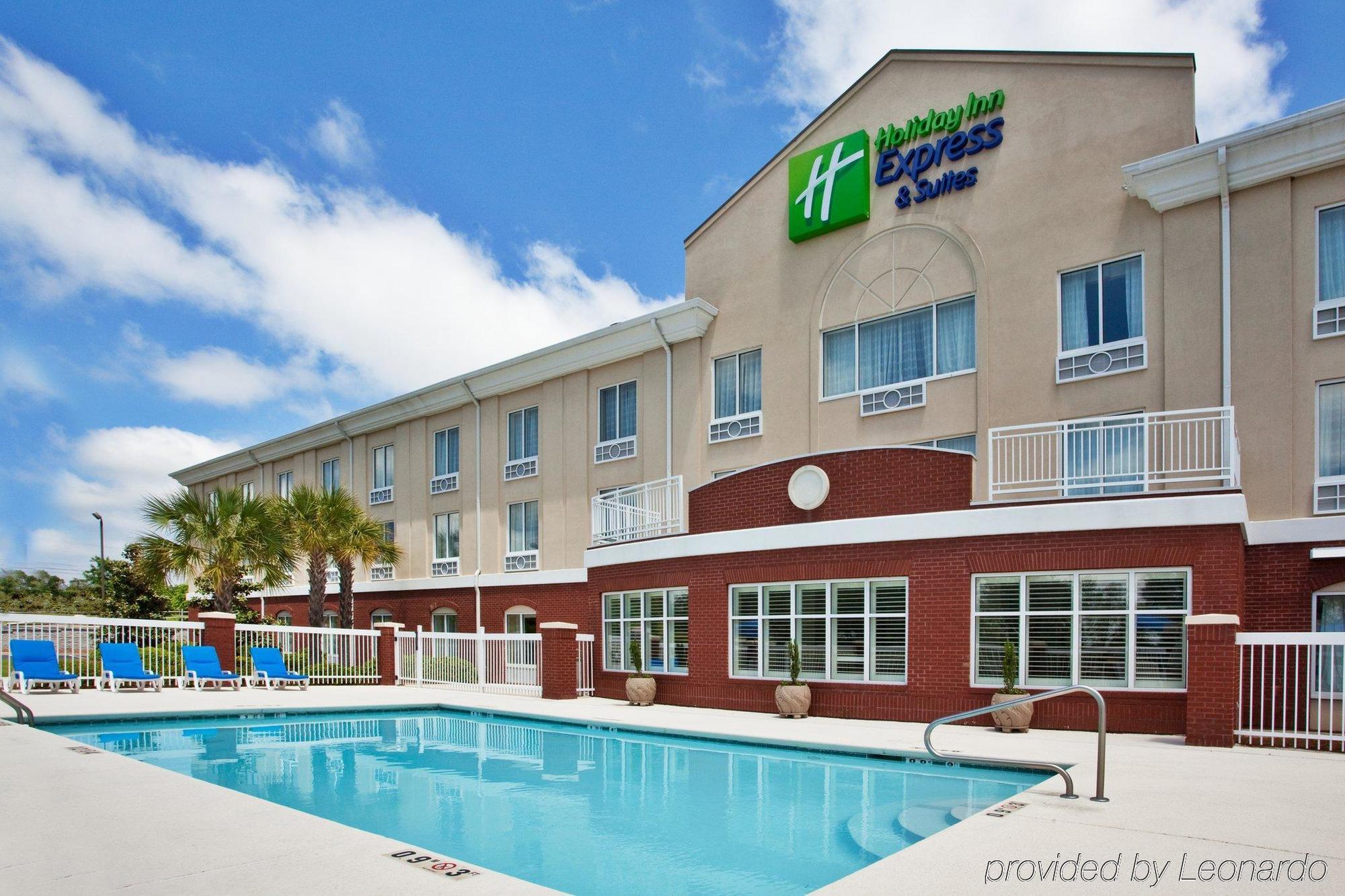 Holiday Inn Express Hotel & Suites Dublin By Ihg Exteriér fotografie