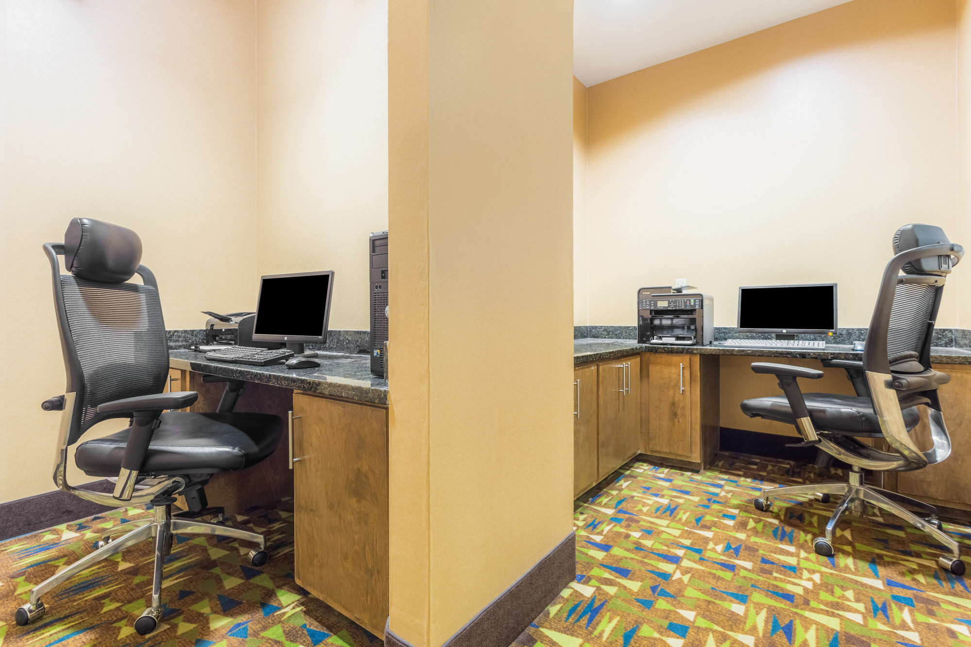 Holiday Inn Express Hotel & Suites Dublin By Ihg Exteriér fotografie