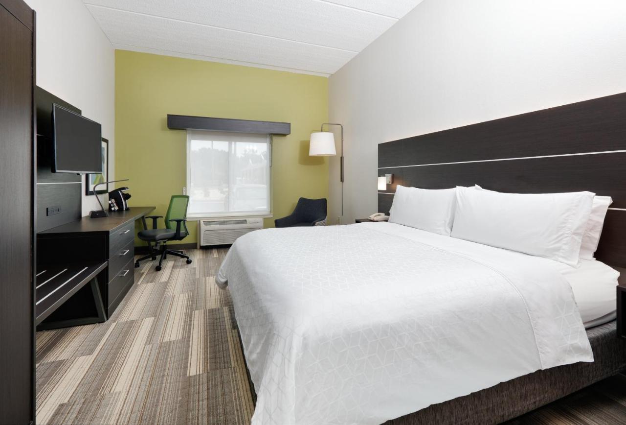 Holiday Inn Express Hotel & Suites Dublin By Ihg Exteriér fotografie